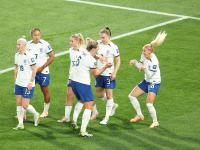 LOL直播-马来西亚队轻取法国队，黄鸭组合状态火热的简单介绍