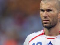 LOL-爵士淘汰赛过关马刺，哈登关键回合不手软，诠释巨星本色