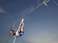 IM电竞APP-从德里赫特的无争议统治，到乌拉圭的战术凿穿，足球世界的唯一性如何炼成？