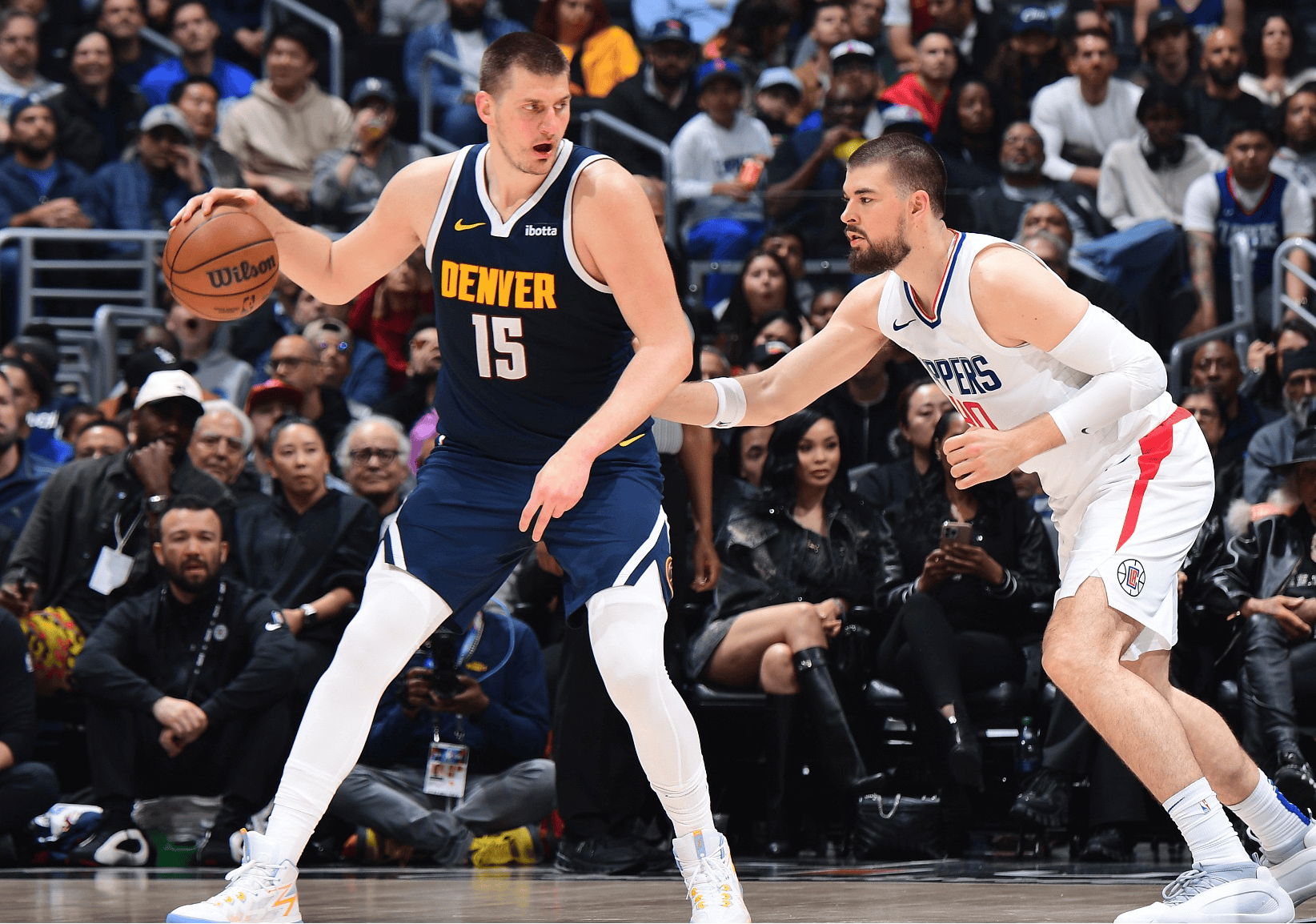 步行者签约前国王控卫，加强进攻体系的简单介绍