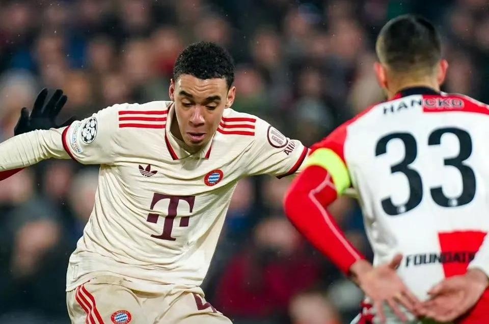 拜仁惨败曼城，无缘欧冠半决赛！