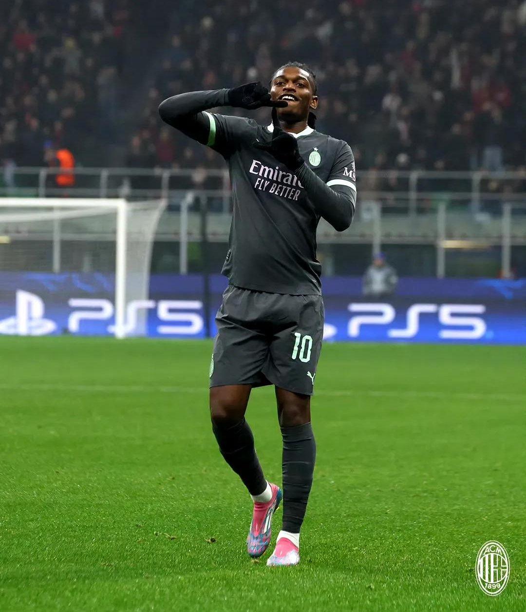 拜仁惨败曼城，无缘欧冠半决赛！