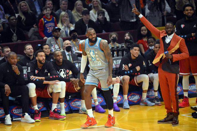 关于墨西哥男篮鏖战美国男篮，波特打破历史纪录的信息