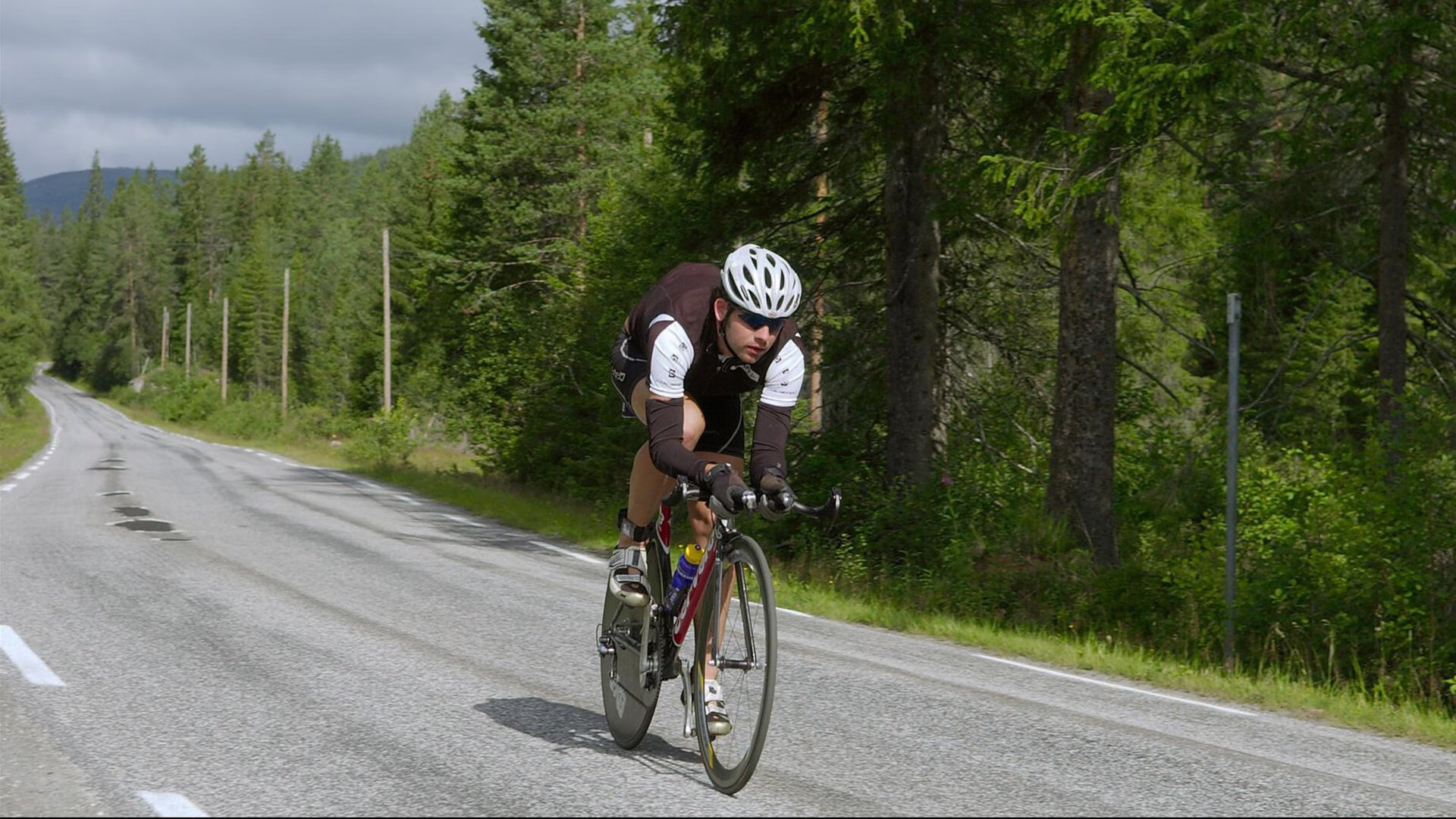 范弗利特惊艳四座,湖人狂胜太阳背后的战术革命与个人英雄主义