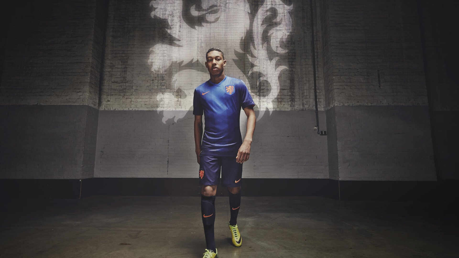 欧冠淘汰赛焦点战,曼联打穿丹麦,红魔重拾铁血荣光